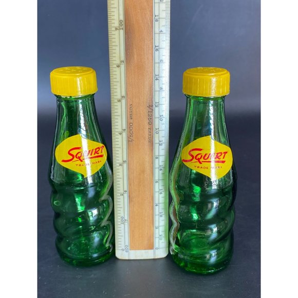 Vintage Squirt Soda Glass Bottle Salt and Pepper Shakers Never An After Thirst - Picture 9 of 9